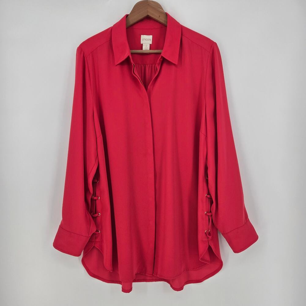 Chico’s Side‑Lace Detail Blouse Salmon – Size 2 (Fits Like L)
